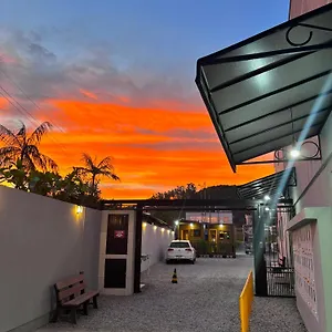 Residencial Paraíso Pensión