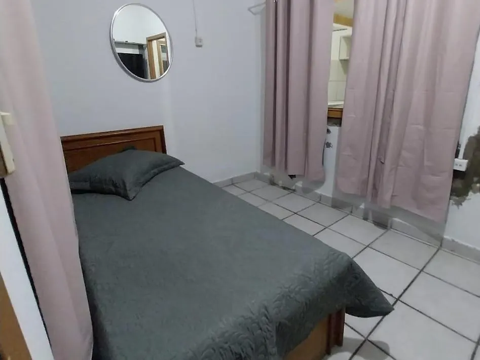Kitnet Itapema Villa 0*,